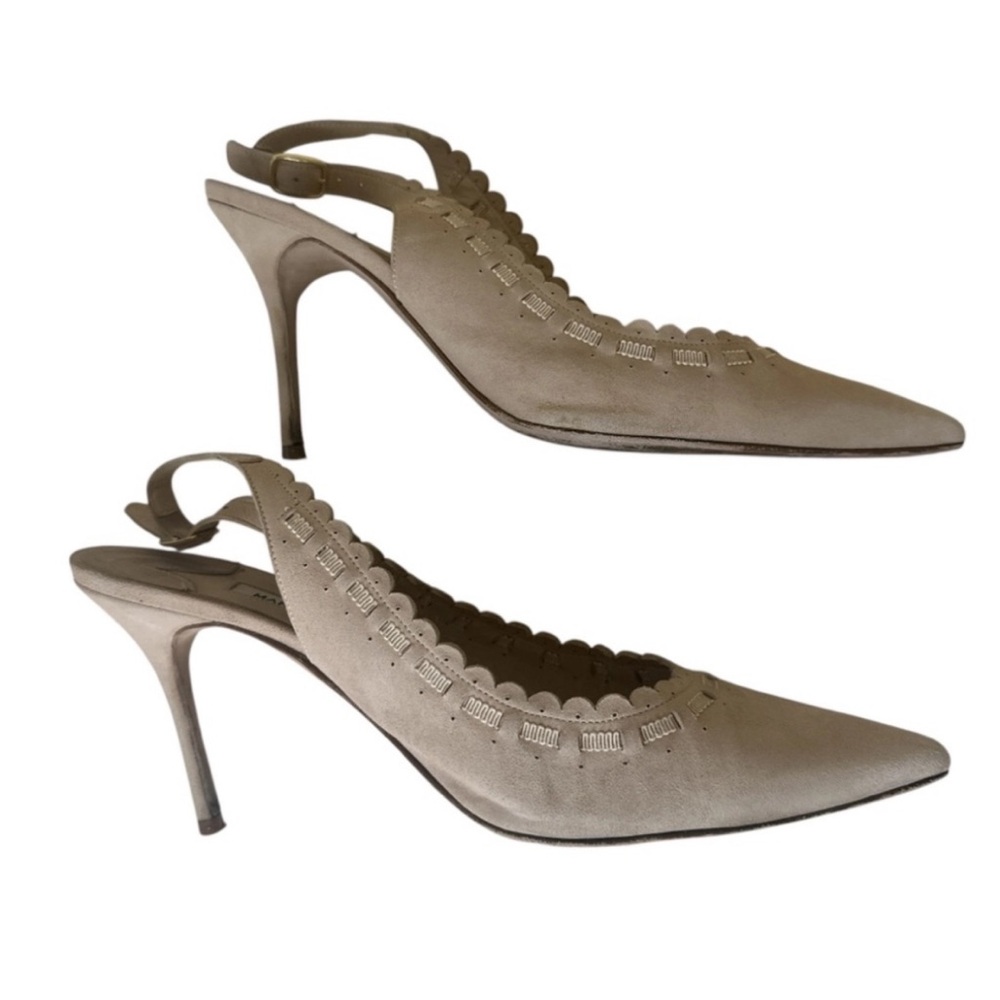 MANOLO BLAHNIK Beige Suede Slingback Heels - Picture 4 of 11